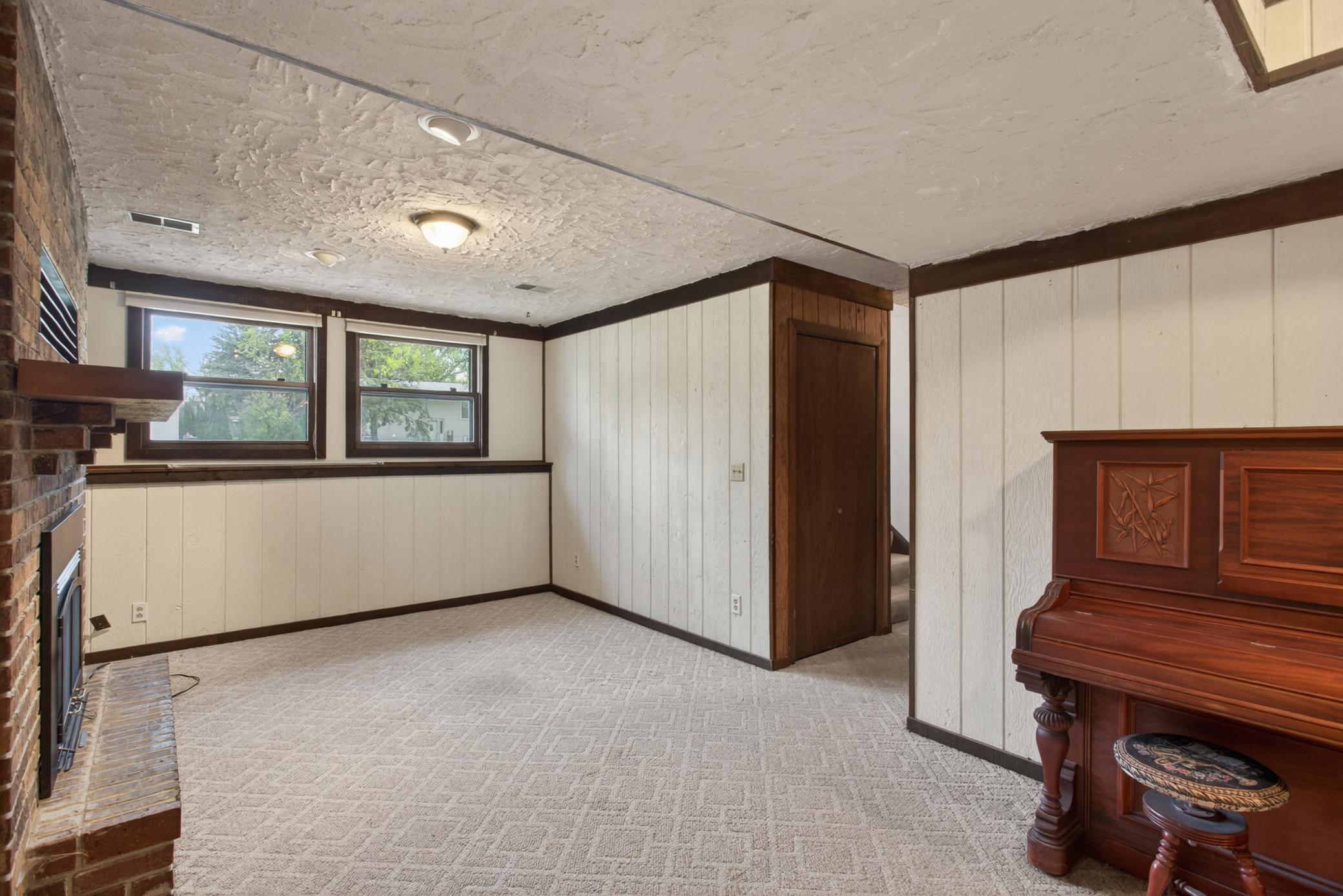 family room