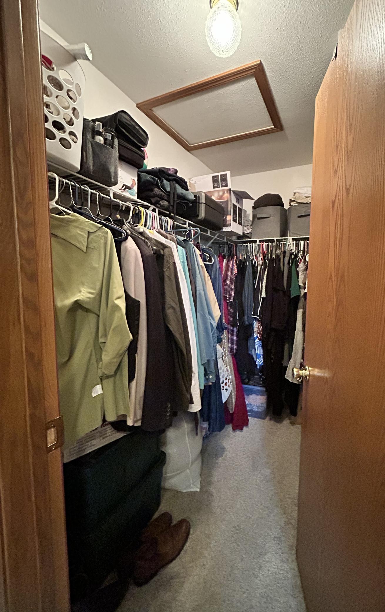 Primary bedroom suite, with walk in closet, jetted tub, separate shower, great views, lots of space