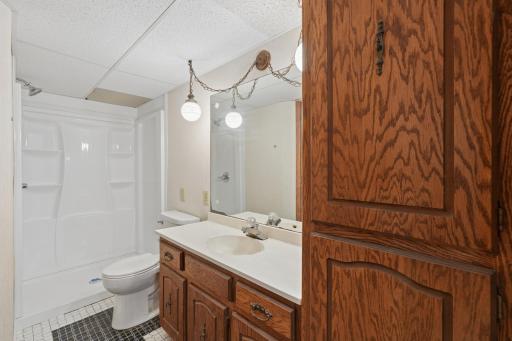 703 Cope Avenue W, Saint Paul, MN 55113