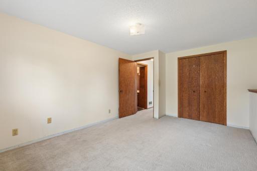 703 Cope Avenue W, Saint Paul, MN 55113