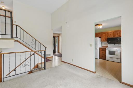 703 Cope Avenue W, Saint Paul, MN 55113