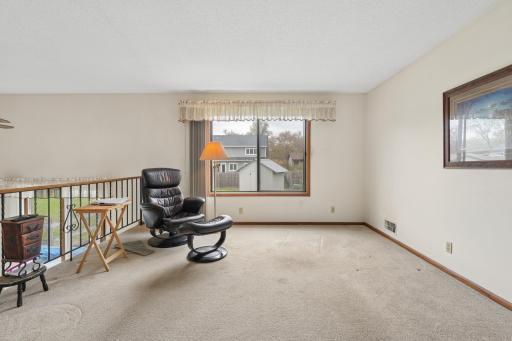 703 Cope Avenue W, Saint Paul, MN 55113