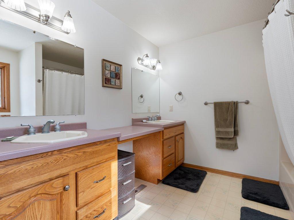 Primary Suite Bathroom.jpg