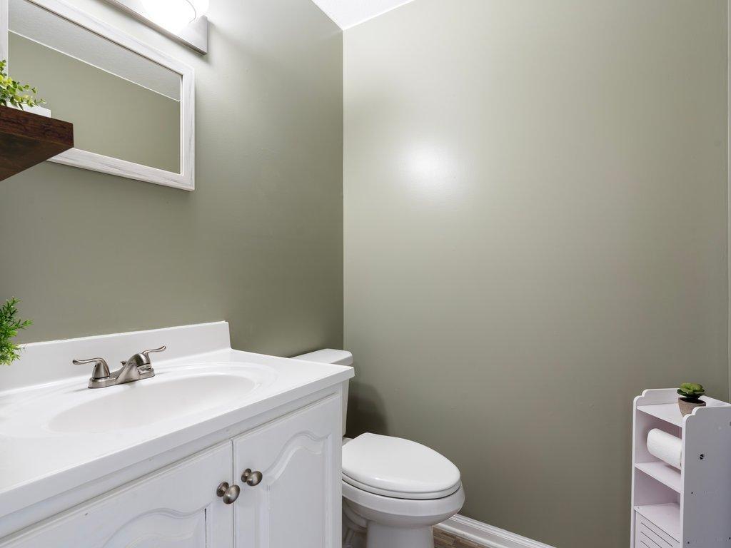 Main Level Half Bath.jpg