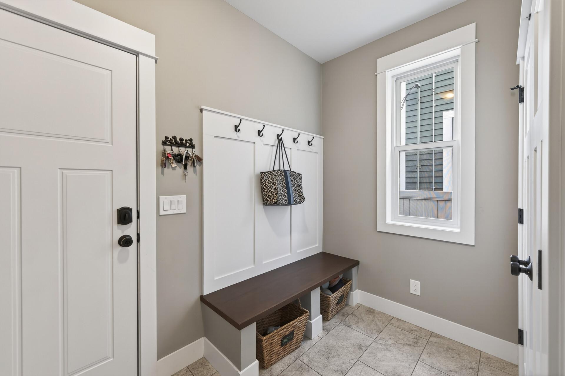 24_4456_43rd_Ave_S24_mls.jpg