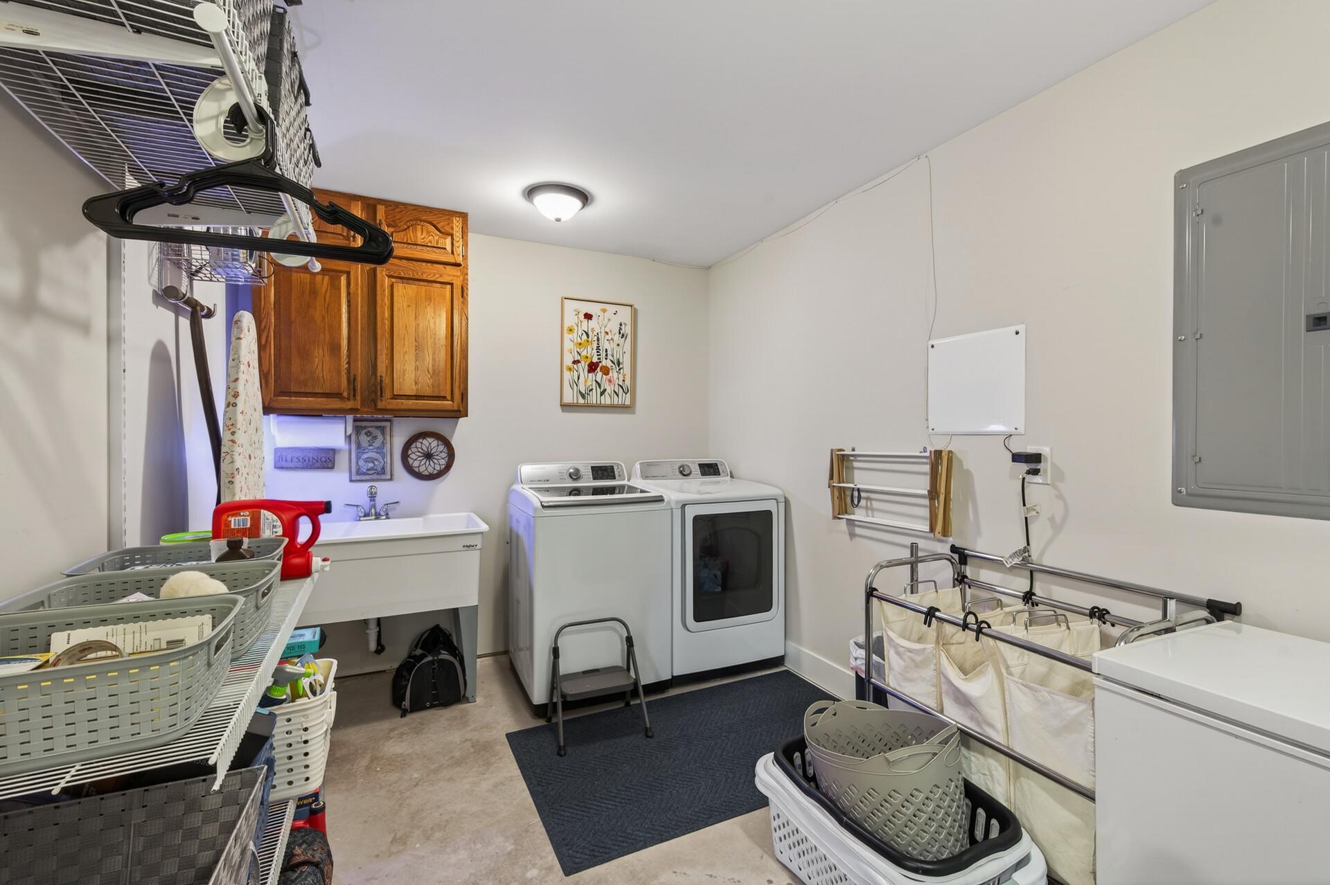 42_4456_43rd_Ave_S42_mls.jpg