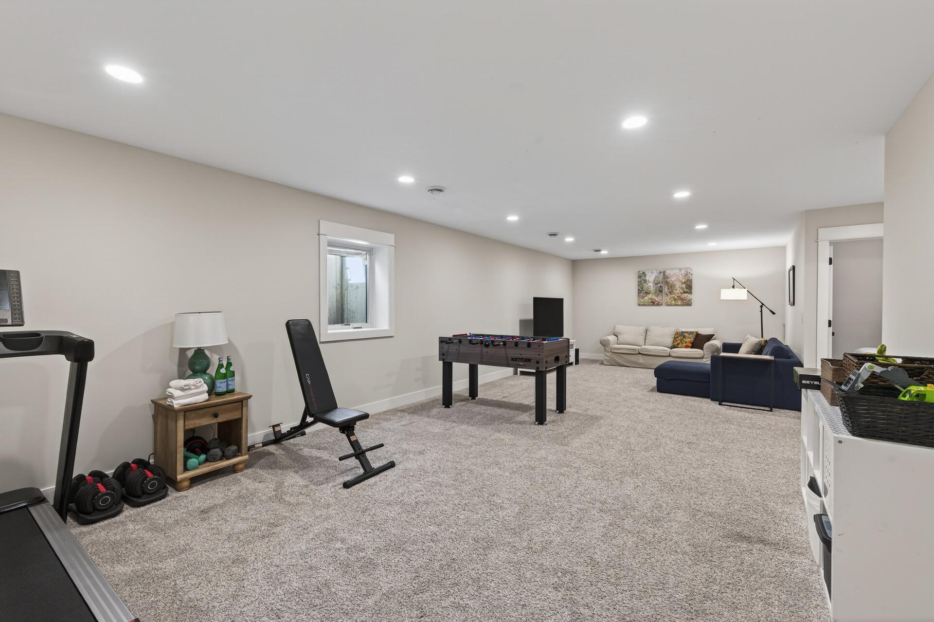 35_4456_43rd_Ave_S35_mls.jpg