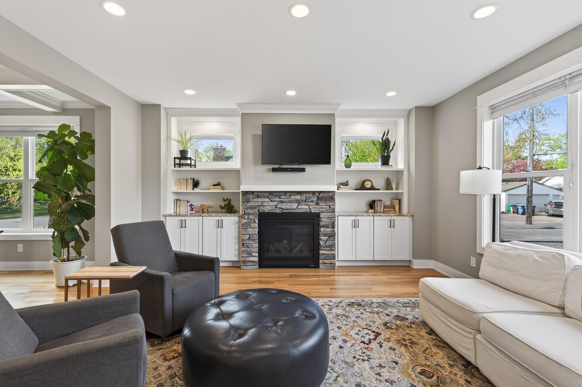 21_4456_43rd_Ave_S21_mls.jpg