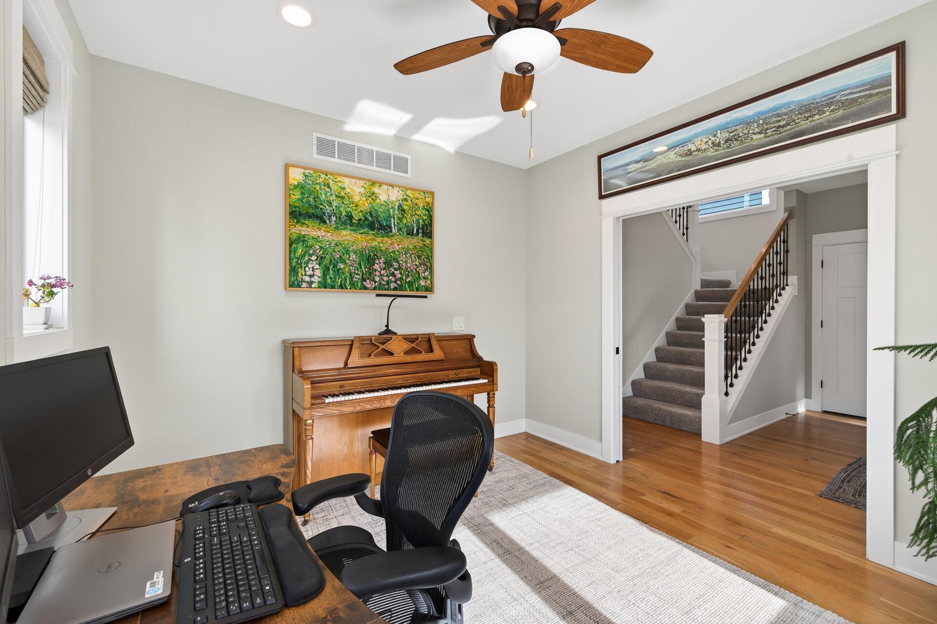 11_4456_43rd_Ave_S11_mls.jpg