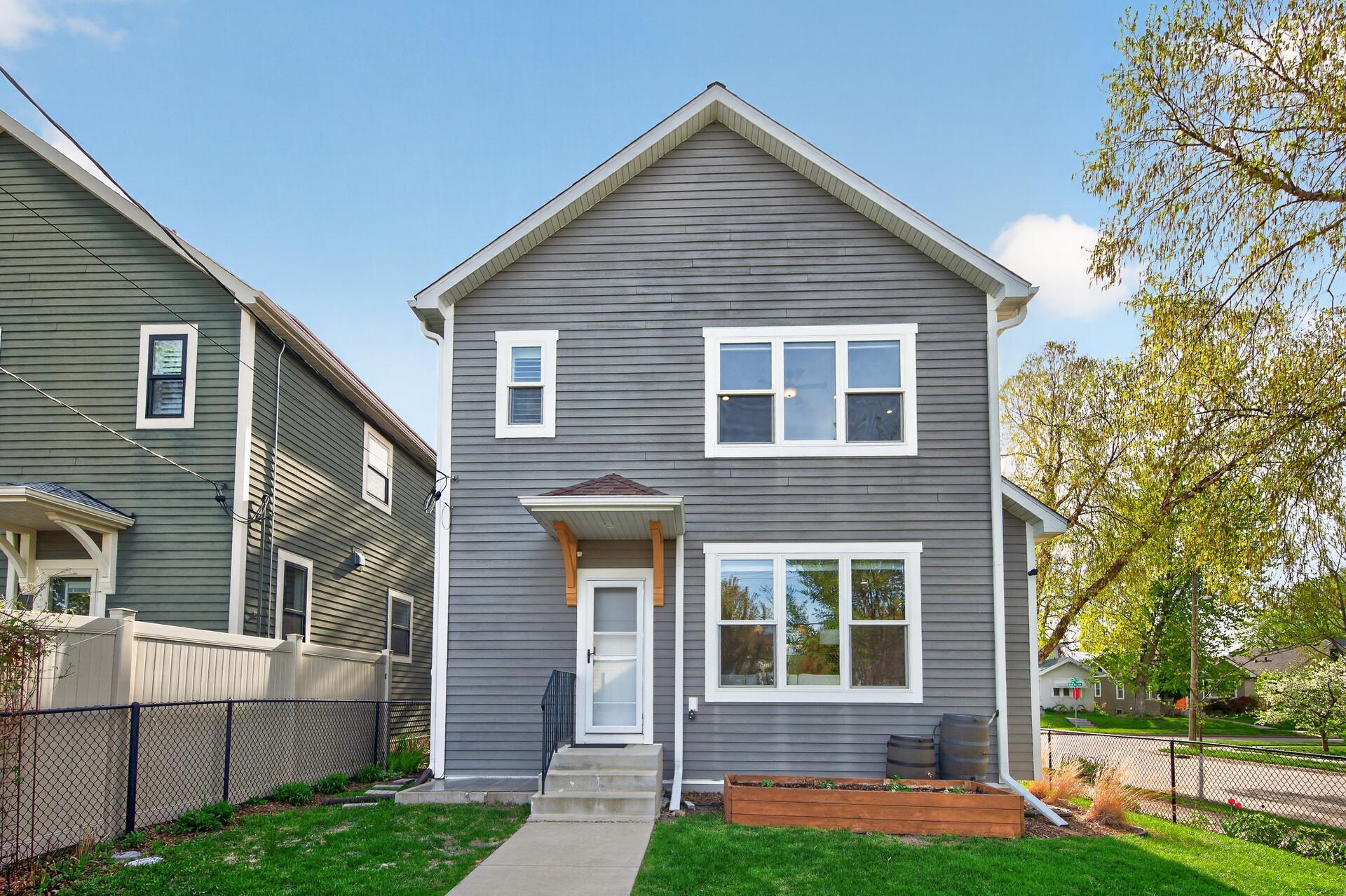 48_4456_43rd_Ave_S48_mls.jpg