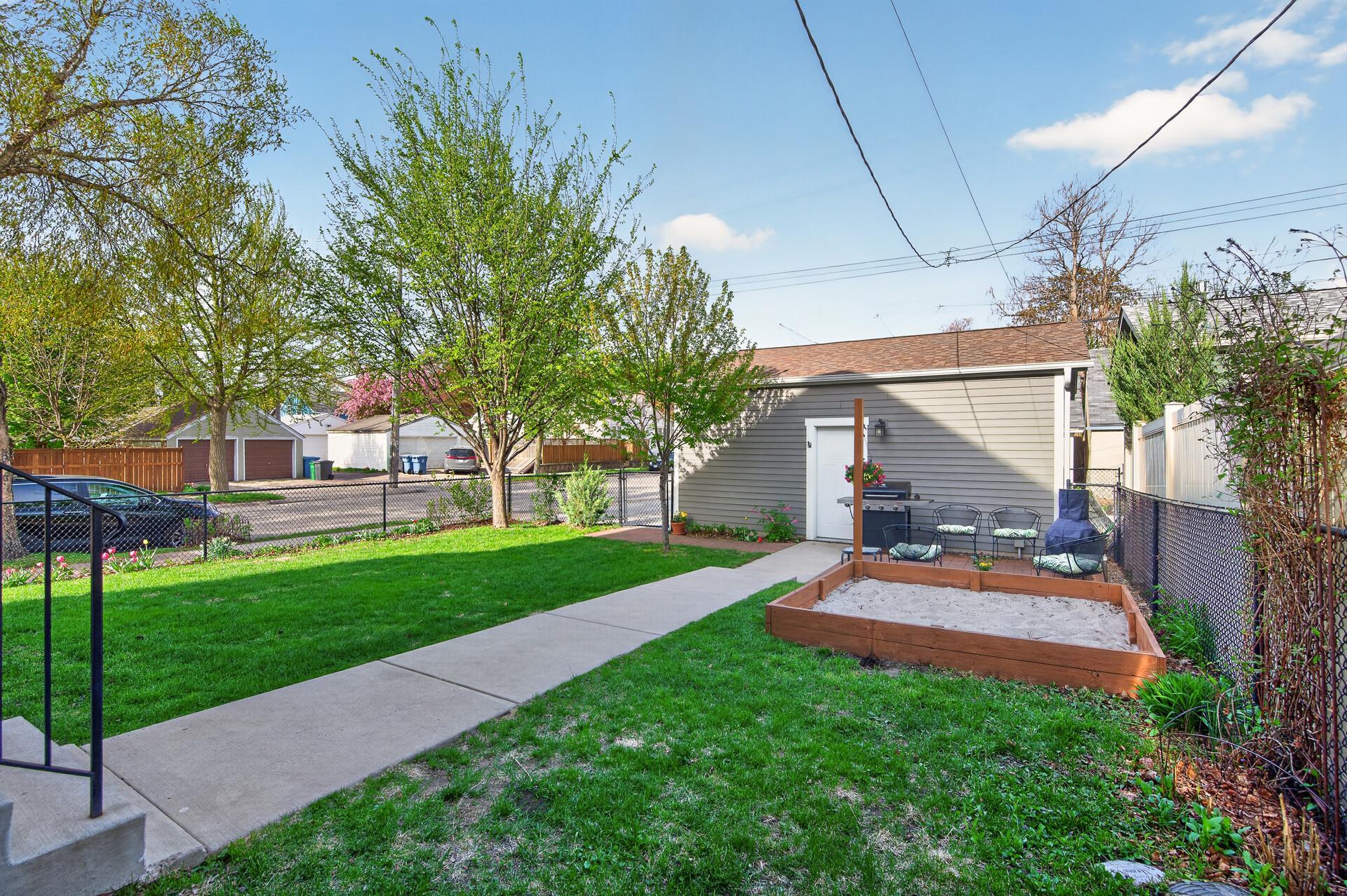 46_4456_43rd_Ave_S46_mls.jpg