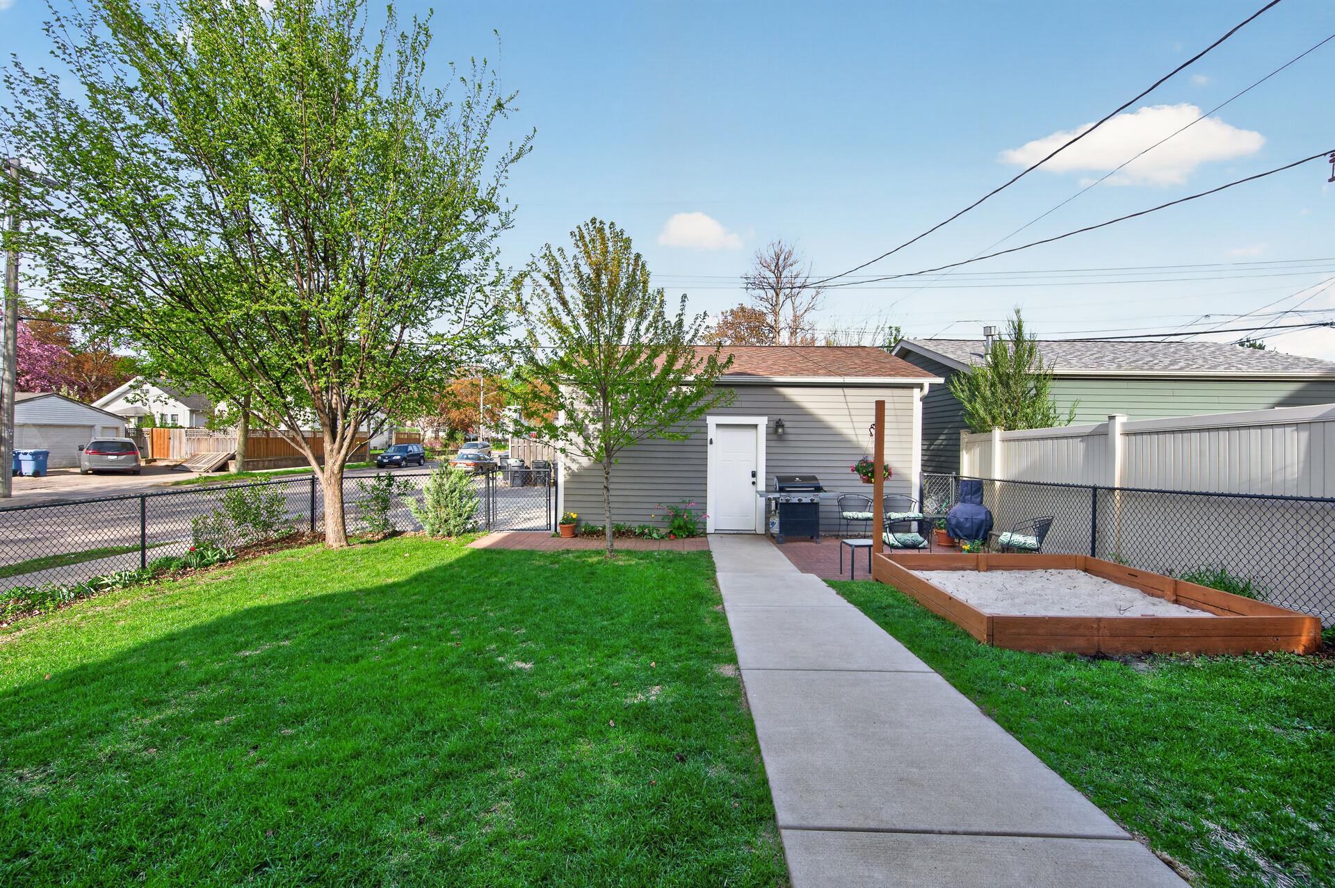 45_4456_43rd_Ave_S45_mls.jpg