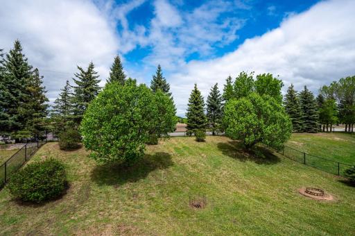 Huge private fully fenced back yard!