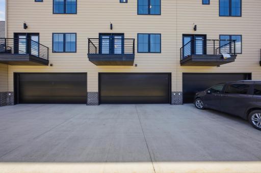 4158 Arthur Drive S, Fargo, ND 58104