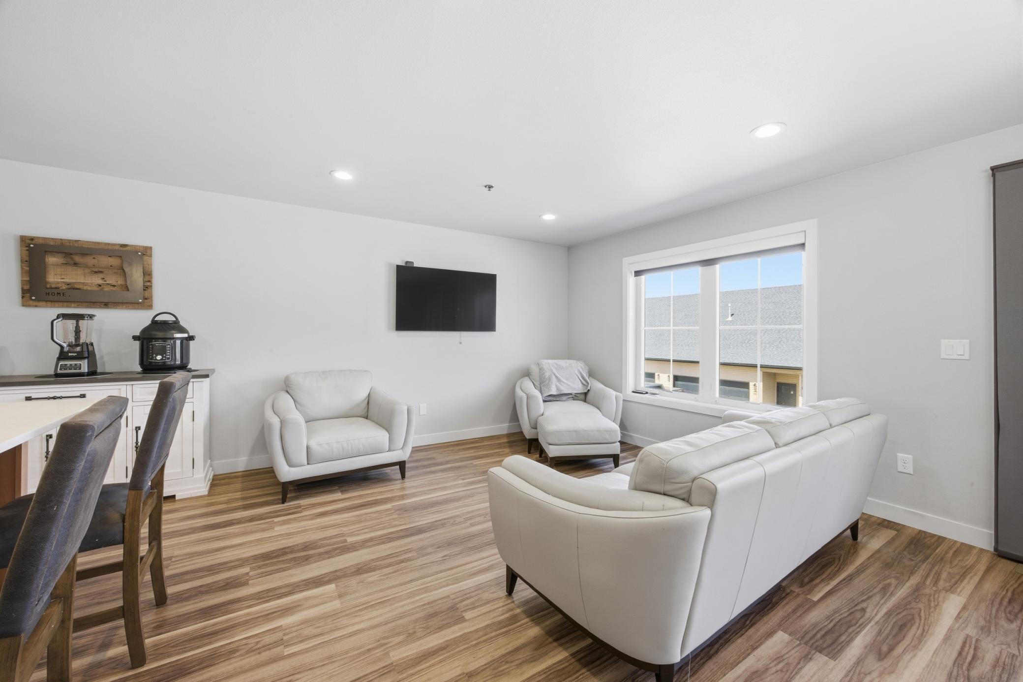 Second Floor Living Area