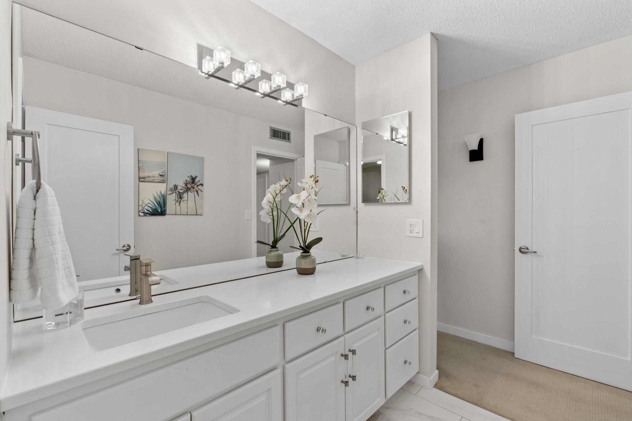 38-web-or-mls-2485 Lodin Ln E-38.jpg