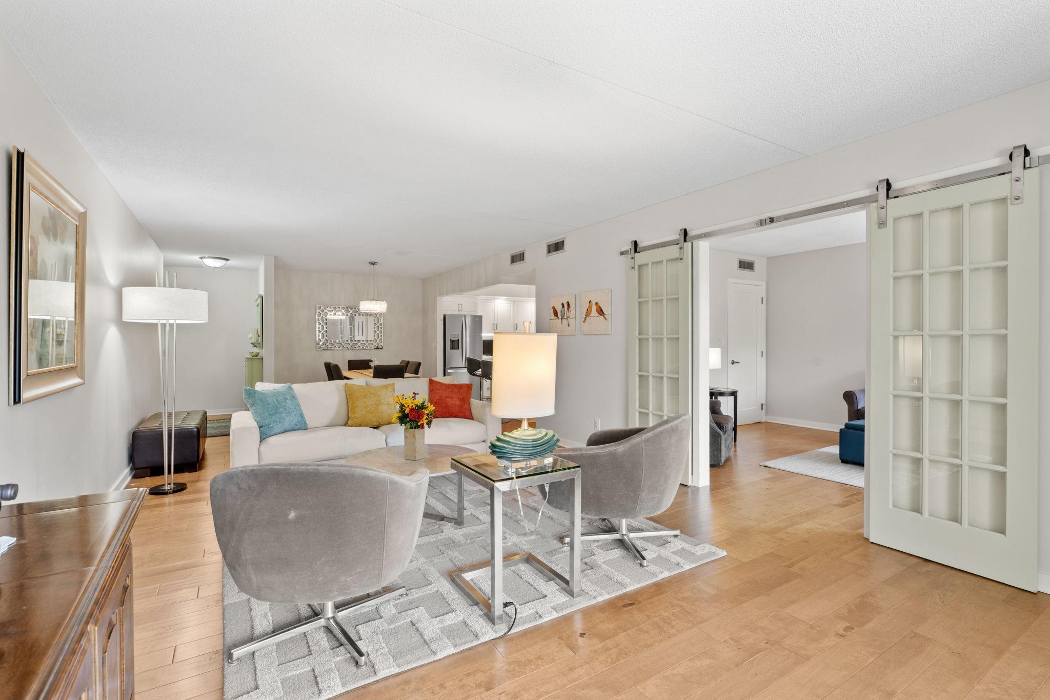 17-web-or-mls-2485 Lodin Ln E-17.jpg
