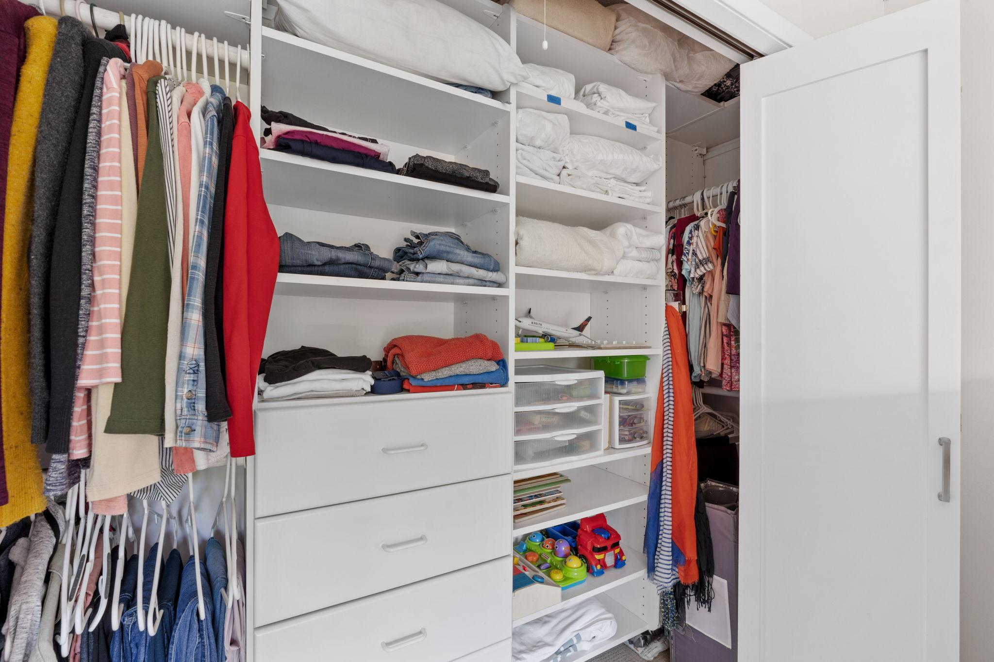 28-web-or-mls-2485 Lodin Ln E-28.jpg