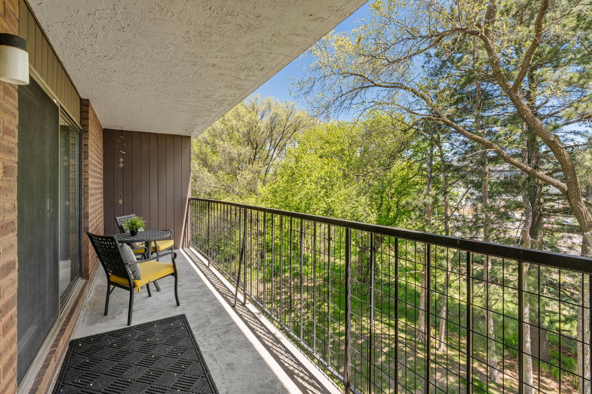 32-web-or-mls-2485 Lodin Ln E-32.jpg