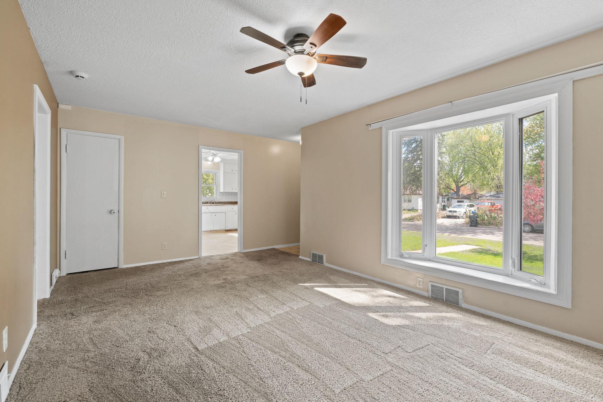 15-web-or-mls-5237 Jersey Ave N-15.jpg