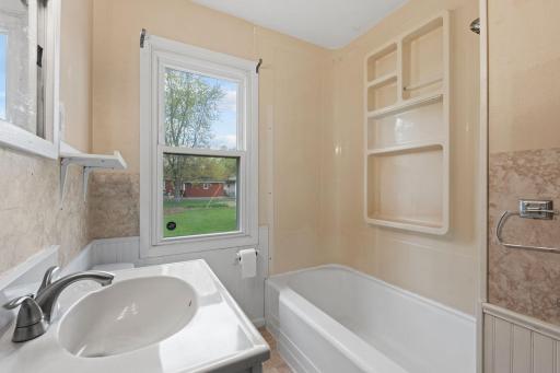 5237 Jersey Avenue N, Crystal, MN 55428