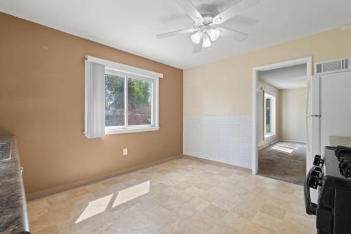 5237 Jersey Avenue N, Crystal, MN 55428