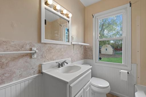 5237 Jersey Avenue N, Crystal, MN 55428