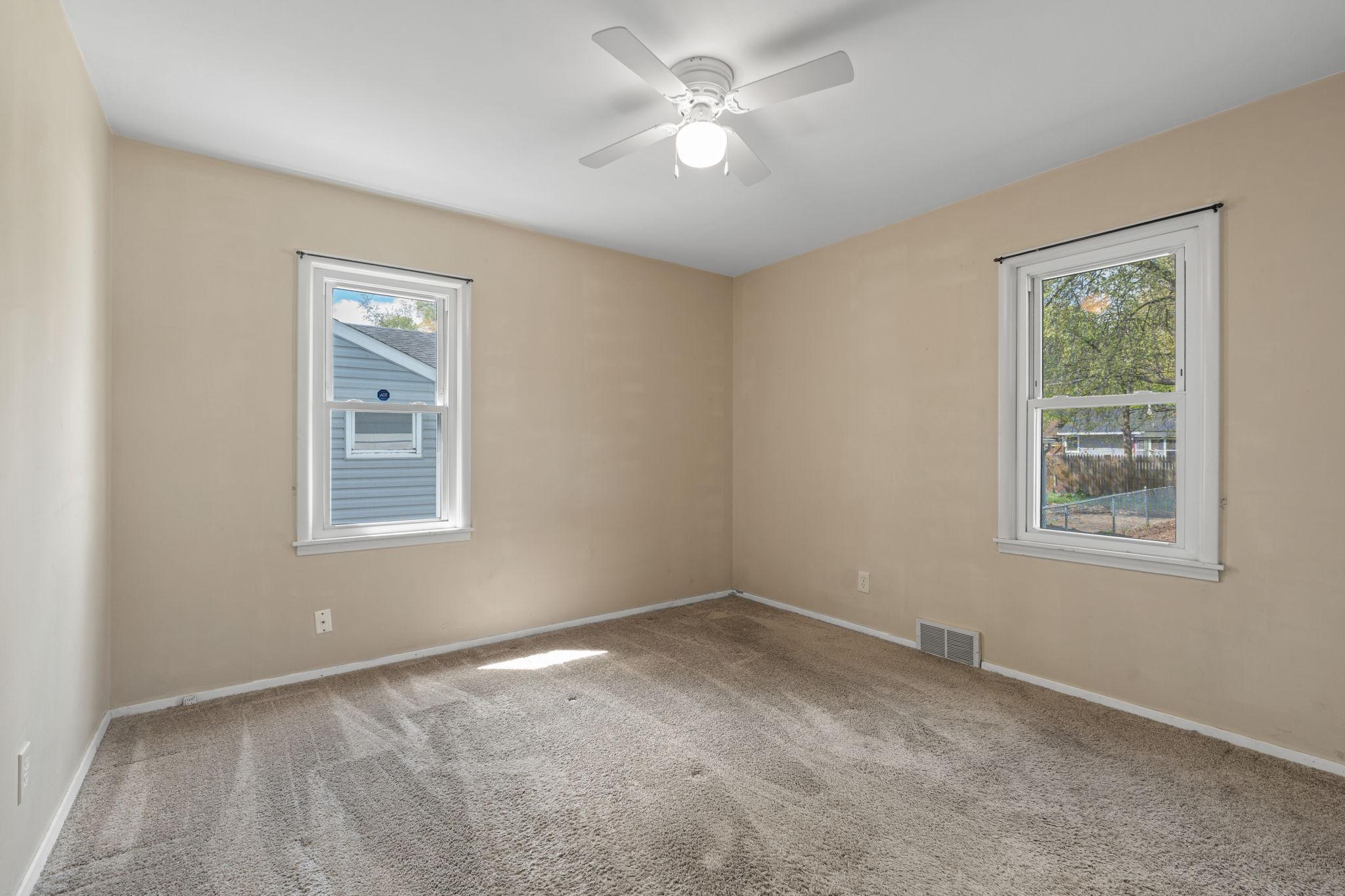 19-web-or-mls-5237 Jersey Ave N-19.jpg