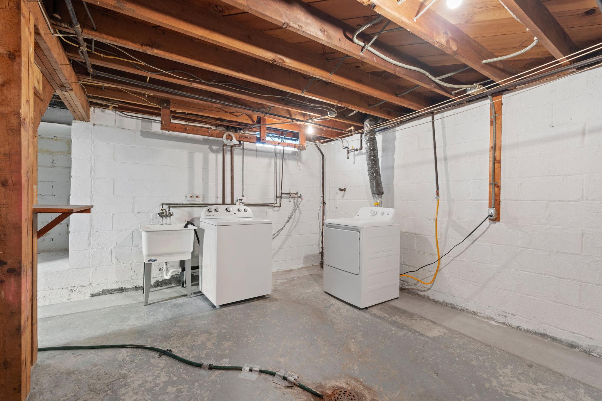 30-web-or-mls-5237 Jersey Ave N-30.jpg