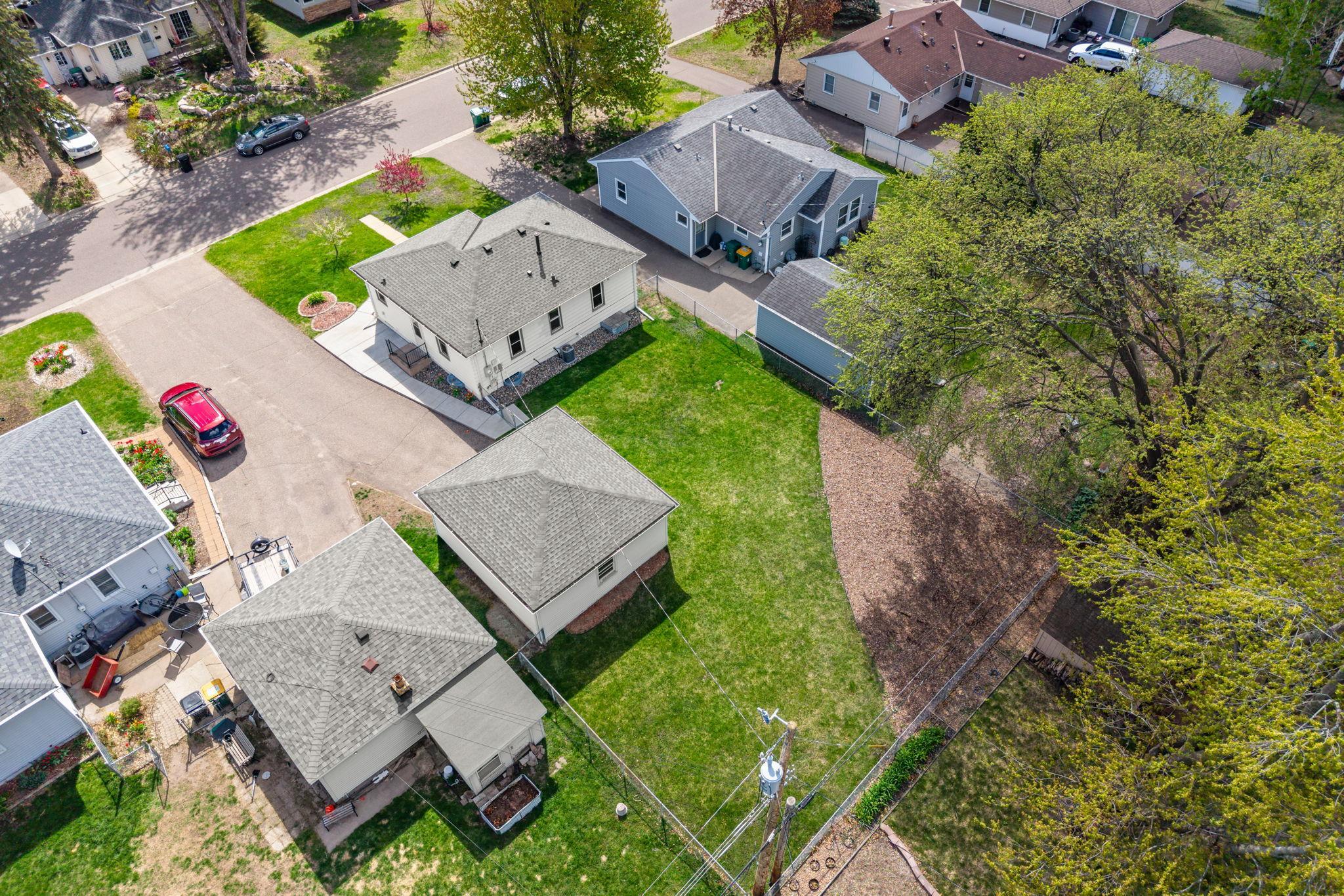 12-web-or-mls-5237 Jersey Ave N-12.jpg