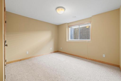 13974 Eagle Street NW, Andover, MN 55304