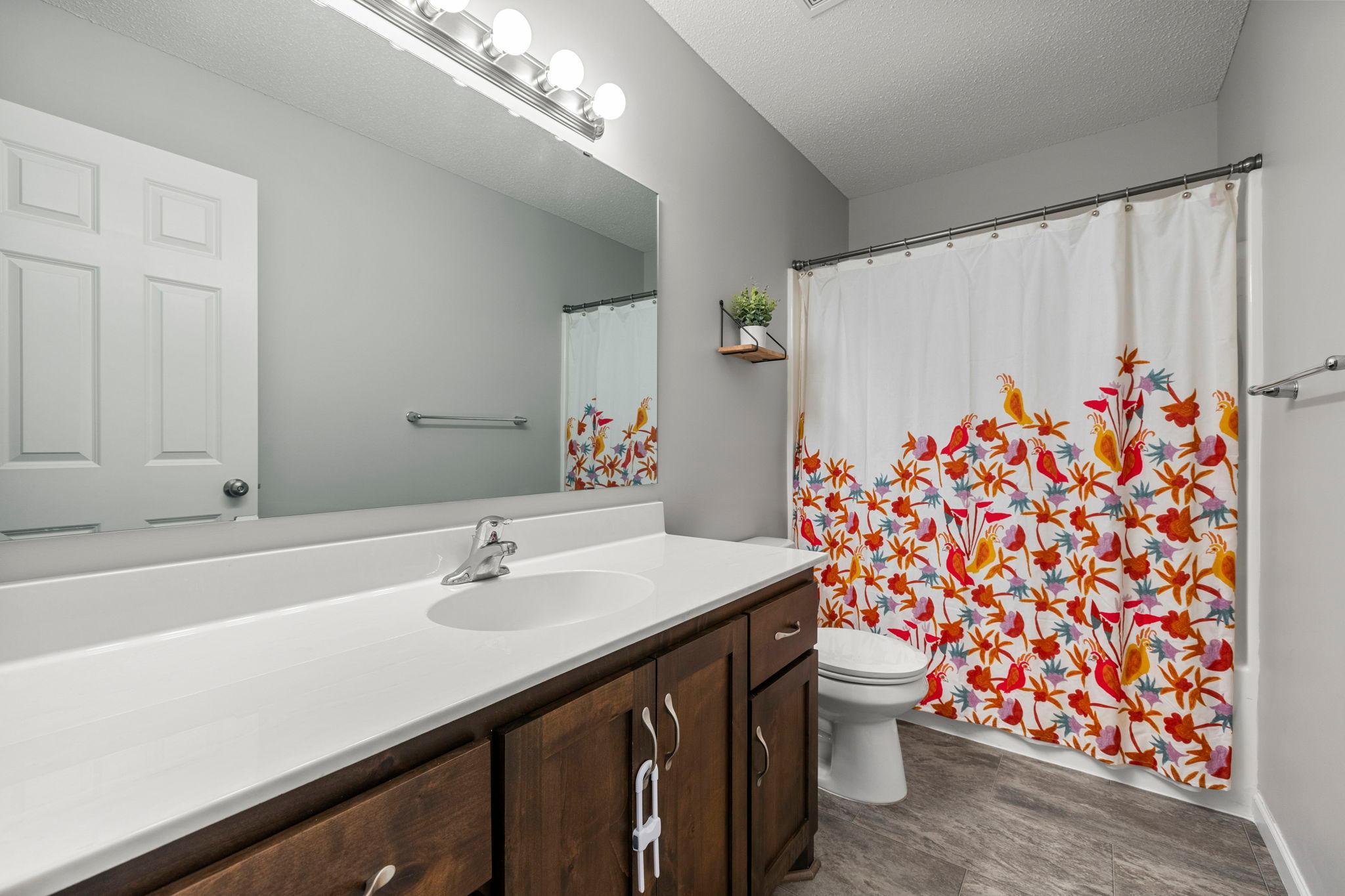 45-web-or-mls-19089 Johnson St NW-145.jpg