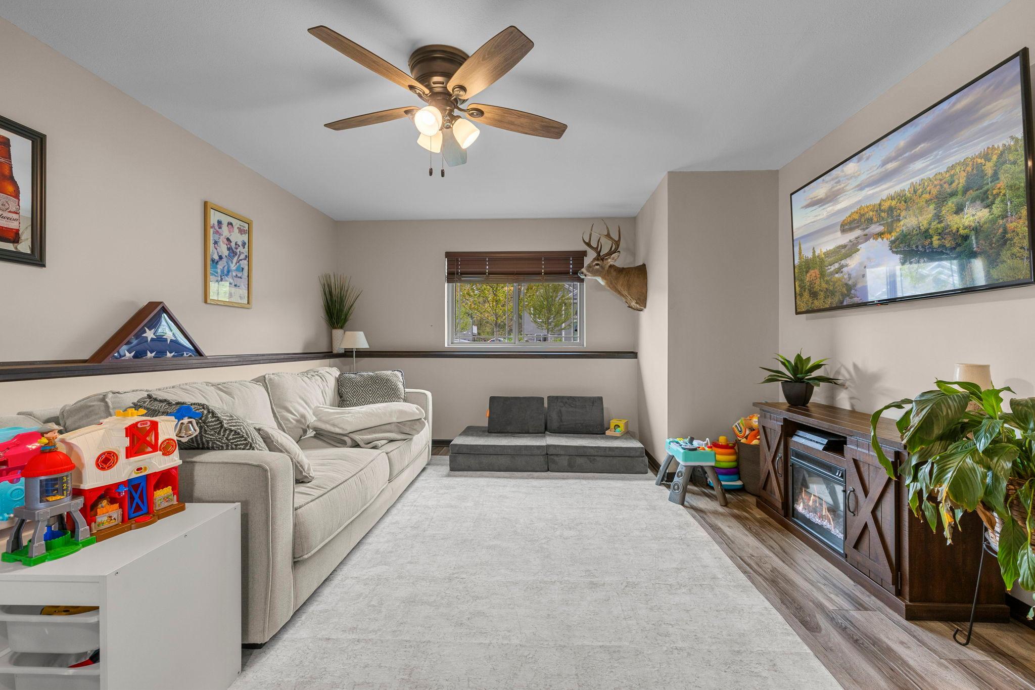 49-web-or-mls-19089 Johnson St NW-25.jpg