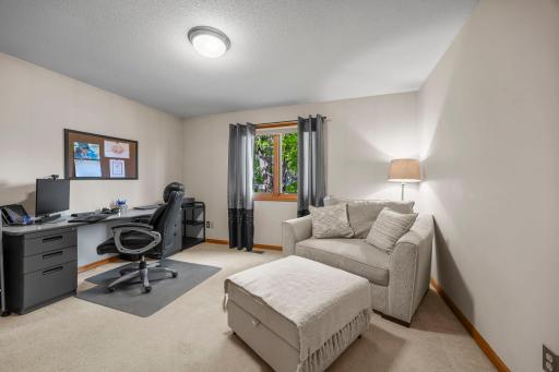 13274 Inglewood Avenue, Savage, MN 55378