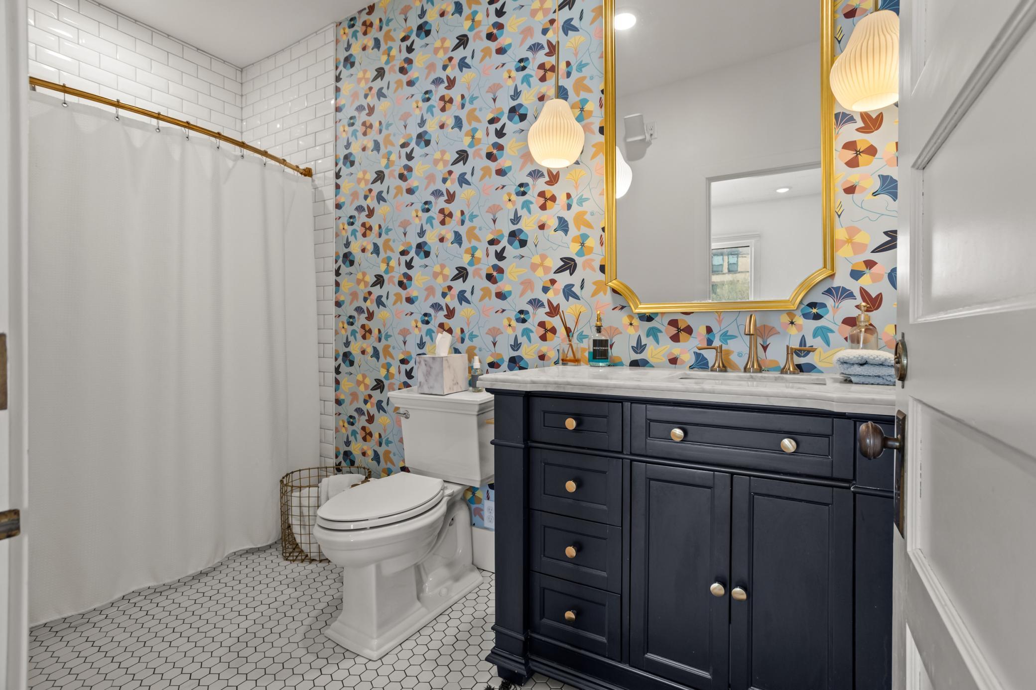Full Bathroom