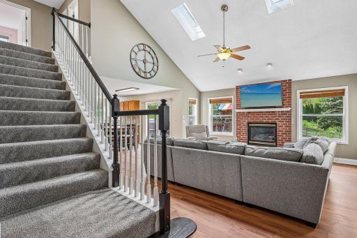 4909 Rusten Rd, Eagan, MN 55122