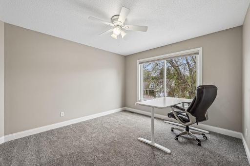 4909 Rusten Rd, Eagan, MN 55122