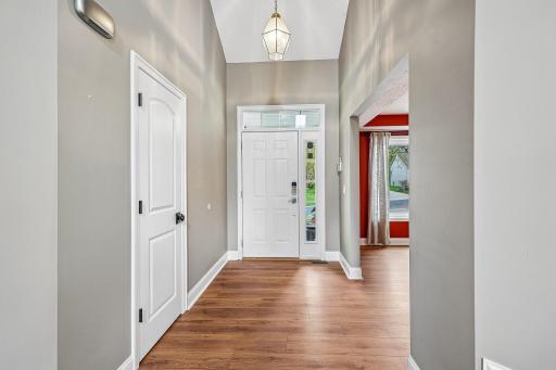4909 Rusten Rd, Eagan, MN 55122