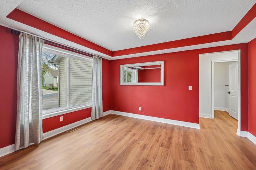 4909 Rusten Rd, Eagan, MN 55122