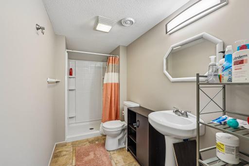 4909 Rusten Rd, Eagan, MN 55122