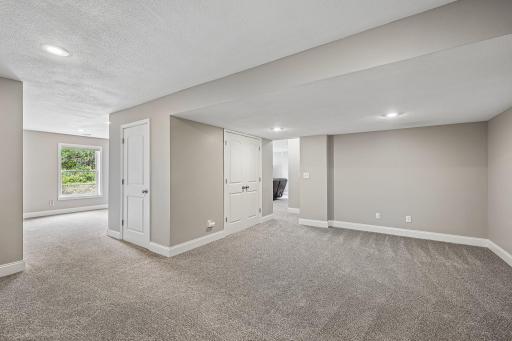 4909 Rusten Rd, Eagan, MN 55122