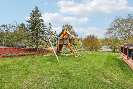 4909 Rusten Rd, Eagan, MN 55122