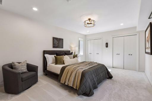 5708 Camelback Drive, Edina, MN 55436
