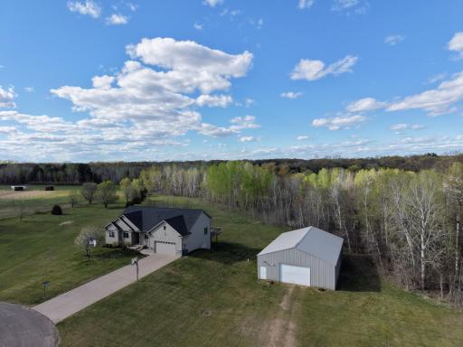 487 290th Lane NW, Isanti, MN 55040