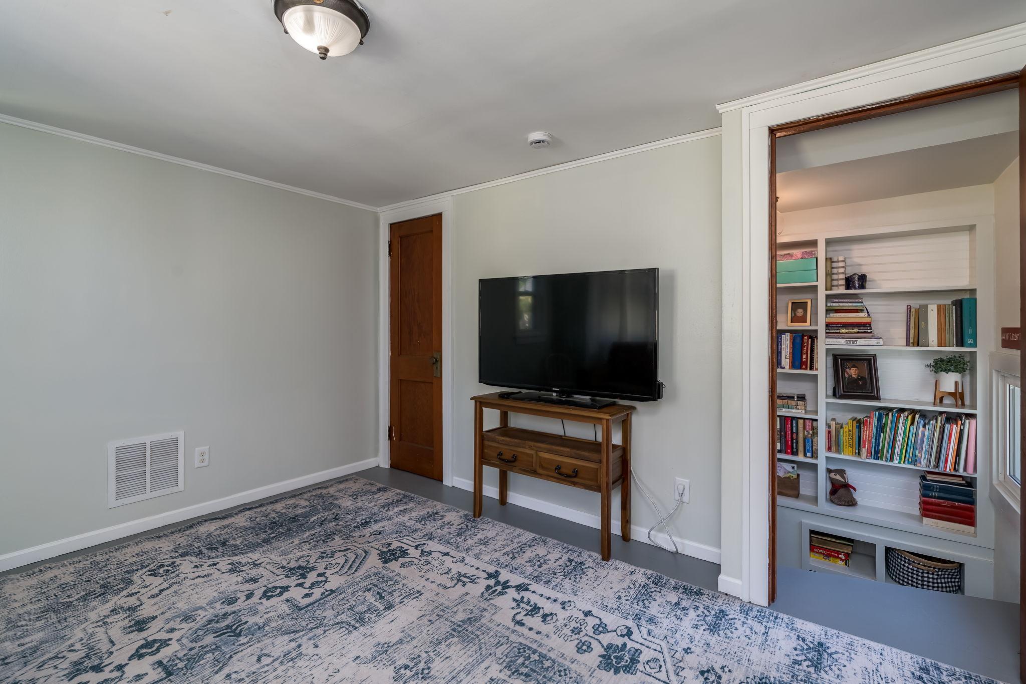 23-web-or-mls-501-nicollet-ave.jpg