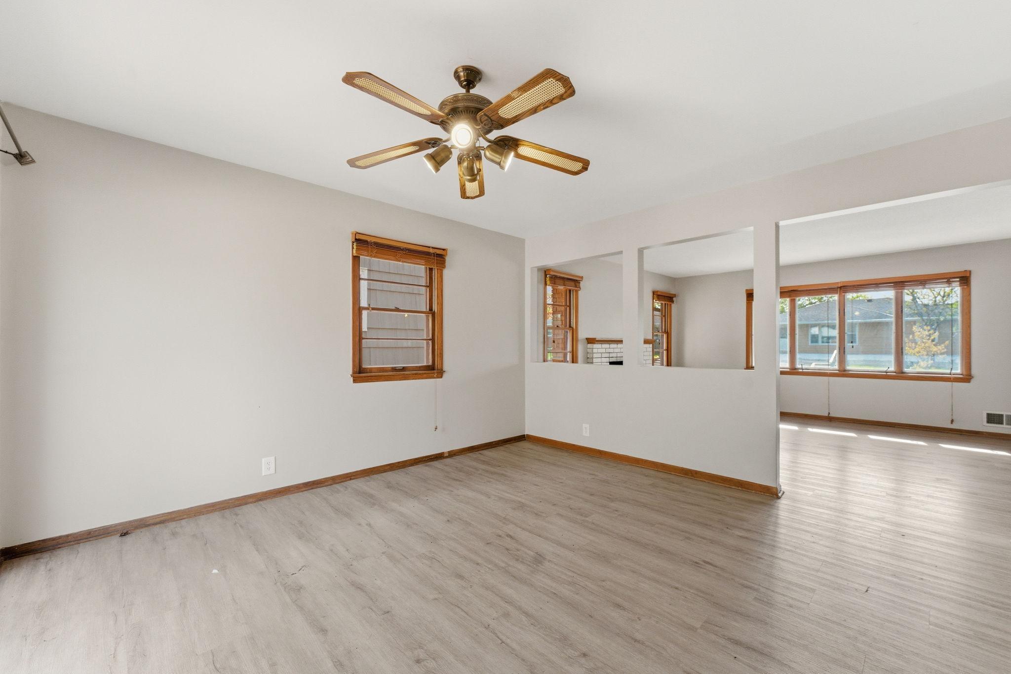 13-web-or-mls-DSC09329.jpg