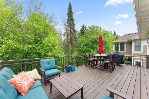 Beauty surrounds this home -- on all sides!!!