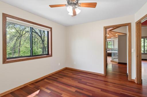 8750 Hunters Way, Apple Valley, MN 55124