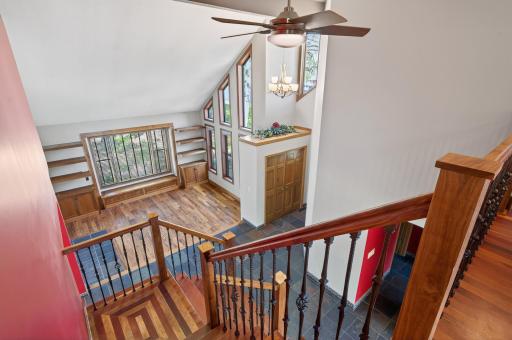 8750 Hunters Way, Apple Valley, MN 55124