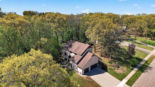 8750 Hunters Way, Apple Valley, MN 55124
